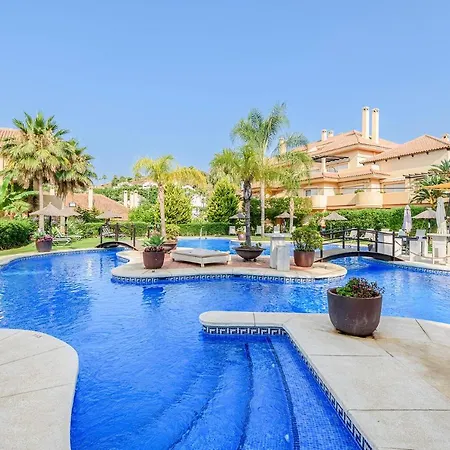 Alcam Aloha Deluxe 42 *