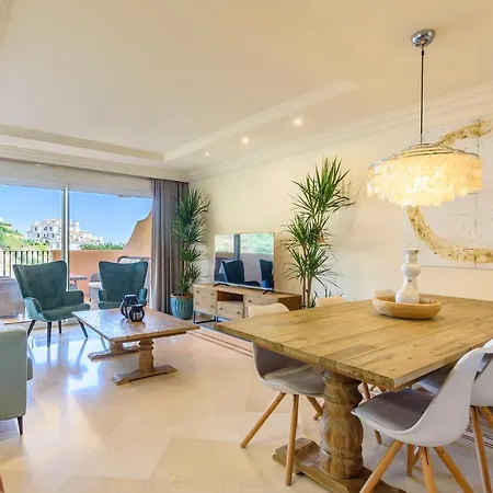 Alcam Aloha Deluxe 42 Апартаменти *