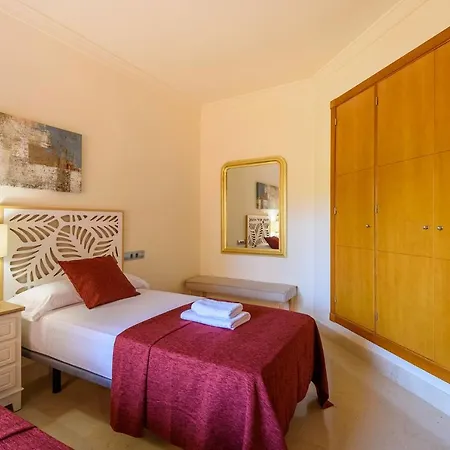 Alcam Aloha Deluxe 42 *