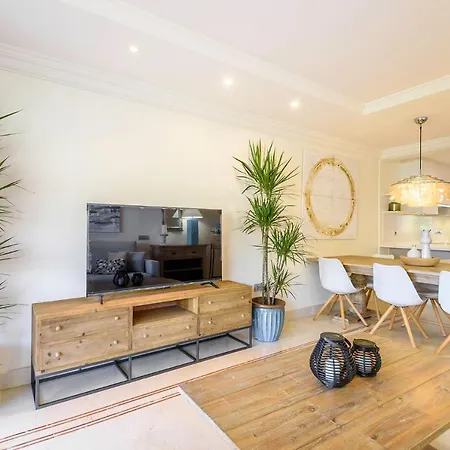 Alcam Aloha Deluxe 42 *