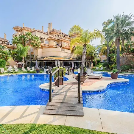 Alcam Aloha Deluxe 42 Апартаменти *