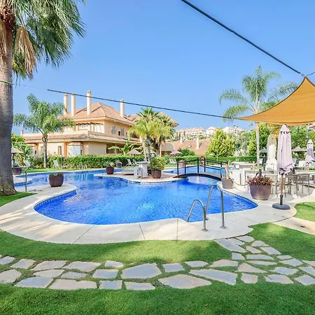 Alcam Aloha Deluxe 42 *