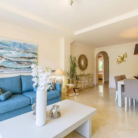 Alcam Aloha Deluxe 42 Apartment Marbella